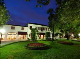 A picture of the hotel: Hotel Villa Patriarca