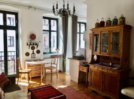 ホテル写真: 2-Zimmer-Apartment "Monbijou" am Hackeschen Markt