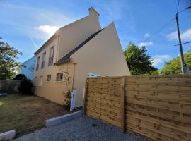 Hotel Photo: Maison de ville avec 4 grandes chambres