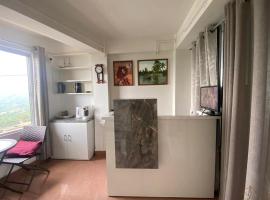 The Palm Guest House, hotel en Kohīma