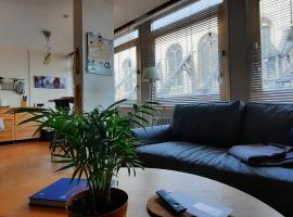 รูปภาพของโรงแรม: St Catherine - Sweet home - Bxl - Studio Apartment with city view