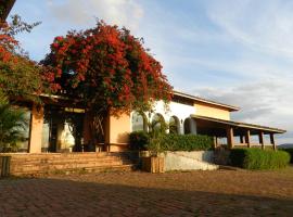 Casarão Alpina, ξενοδοχείο σε Mucuge