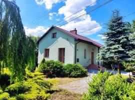 Hotel foto: Zielony Domek z dużym tajemniczym ogrodem i rekreacyjną stodołą