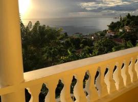 Loubiere에 위치한 호텔 Modern Air Conditioned Home For Family & Adventure