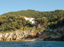 Photo de l’hôtel: Apartments by the sea Kozarica, Mljet - 4950