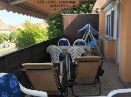 Hotel Photo: 100 lépés - 100 steps - Apt with huge terrace next to the thermal bath