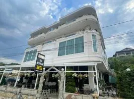 HOTEL UJVARA