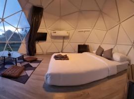 เต็นท์โดมเขาค้อ Lung Bun Camp, hotel in Ban Nong Rang Chang