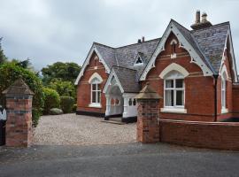 Hotel Photo: The Willows Lovely Double Apartment