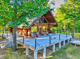 Zdjęcie hotelu: Rustic Hideaway Fire Pits, Grills, 87 Acres!