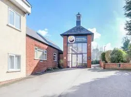 Kegworth Hotel & Conference Centre، فندق في كاسل دونينغتون