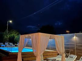 Hotelfotos: Pool Garden-Oaza