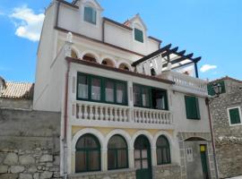 Hotel fotoğraf: Apartments by the sea Tribunj, Vodice - 16895