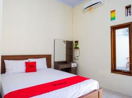 Zdjęcie hotelu: RedDoorz @ Umbul Ponggok Waterpark Klaten