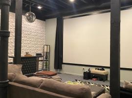 Hotel Photo: 160inch Home Movie Theater- Great for movie night!