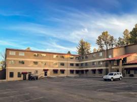 Comfort Inn & Suites Midtown, hotell sihtkohas Ruidoso