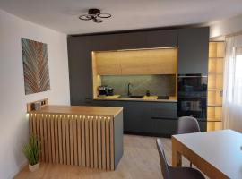 Уютен апартамент в сърцето на град Ямбол, ξενοδοχείο στο Γιάμπολ