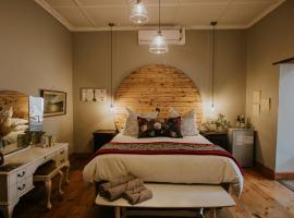 three birds country house, Hotel in Richmond