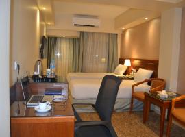 Фотография гостиницы: Omar El Khayam Al Minya Hotel