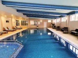 Aparthotel Olympus Plaza - SPA & Indoor Pool