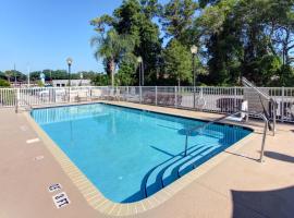 Holiday Inn Express and Suites Silver Springs - Ocala by IHG, hotel v destinaci Silver Springs