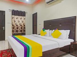 Hotel Albie Stay Inn, hotel en Manī Mājra