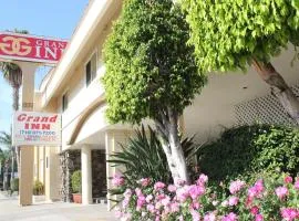 Grand Inn