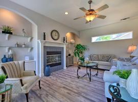 Hotel Foto: Family-Friendly Modesto Home with Grill and Yard