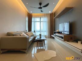 A picture of the hotel: Pearl Suria Old Klang Road Residences near Mid Valley by Beestay