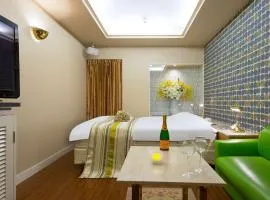 HOTEL U's Kouroen - Vacation STAY 11277v, hotel in Nishinomiya