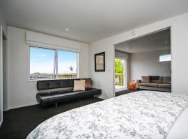 Hotel Photo: Kohi Beach Bed & Breakfast