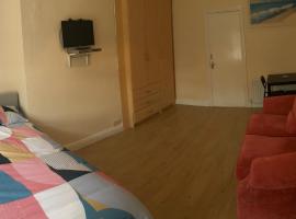 A picture of the hotel: 1 Bedroom Apartment in Dublin 11