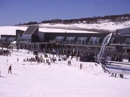 佩瑞雪山谷酒店
