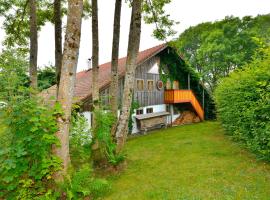 Hofatelier Menacher, hôtel à Neureichenau