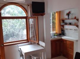 The Finch House (La Casa del Pinzón), ξενοδοχείο σε Puerto Ayora