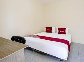 Hotel Photo: OYO 3285 Wonoayu Residence Syariah