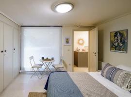 Hotel Photo: Studio Krinon - Paleo Psychiko