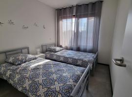 A picture of the hotel: Rossella B&B App 5