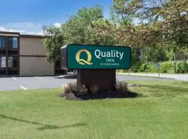 Quality Inn Central, hotel en Albany