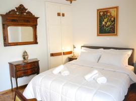 Foto do Hotel: Central Heraklion Lovely Boutique 2-bedroom Apartment. Olympia.