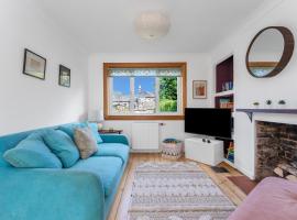 Hotel foto: Cozy with Character Cheerful Home with Garden at Leith Links Park