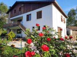 Photo de l’hôtel: Le Jardin de Moulis - Maison d'hôtes au pied des Pyrénées, Ariège, Saint Girons