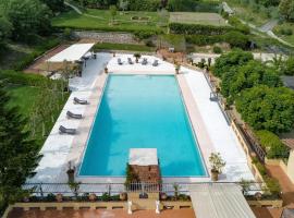 รูปภาพของโรงแรม: FIRENZE Villa a 5 Stelle - Villa Gaudia Luxury & Relax in Chianti