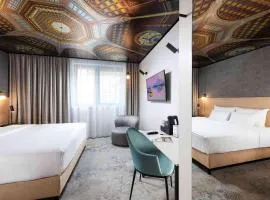 Three Corners Downtown Hotel