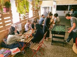 Aguere Nest Hostel, hotel in La Laguna