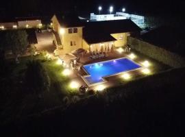 A picture of the hotel: Agriturismo Casa Chiara
