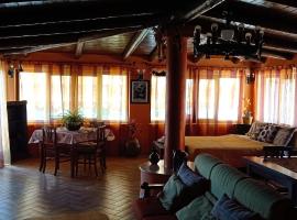 Hotel Photo: Chalet Rustico