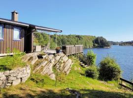 Hotel Foto: 2 Bedroom Stunning Home In Frresfjorden