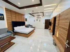 Saini Hotel