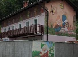 Mike's Rooms, hotel v destinaci Kobarid